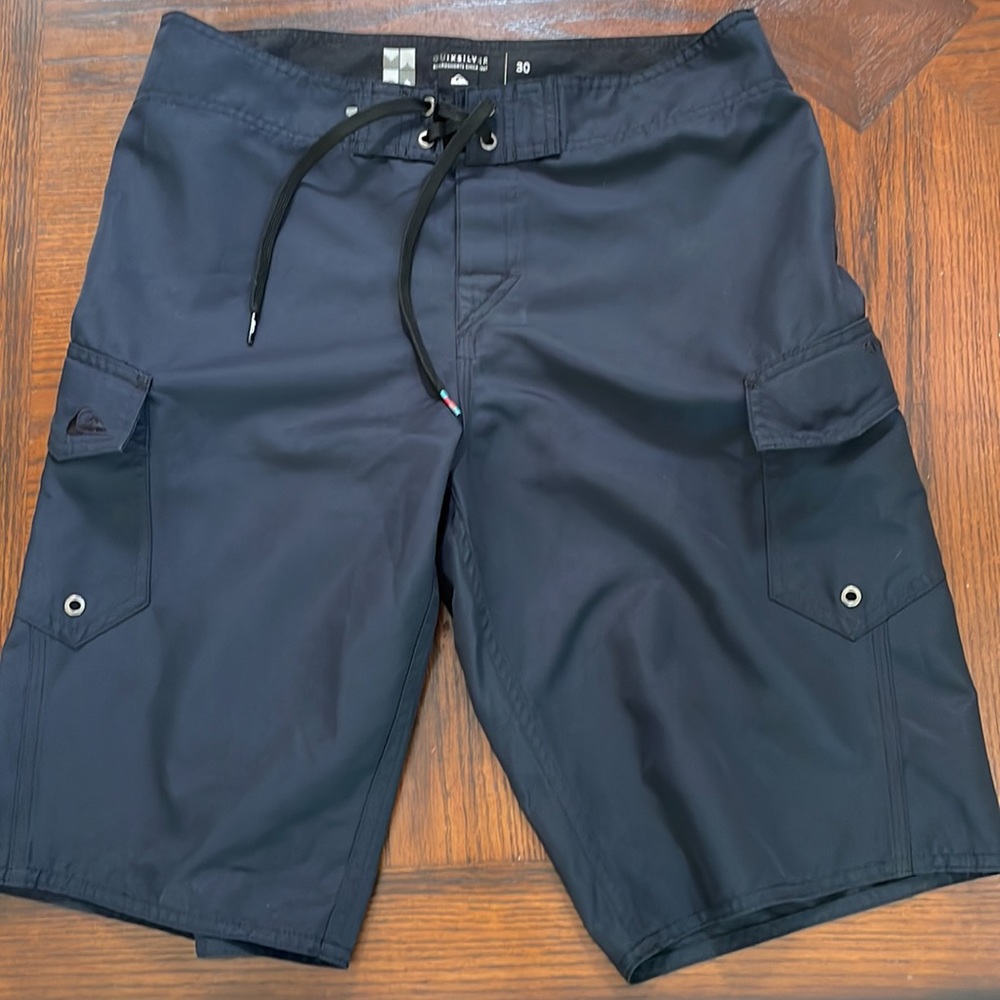 QuickSilver BoardShorts Size 30